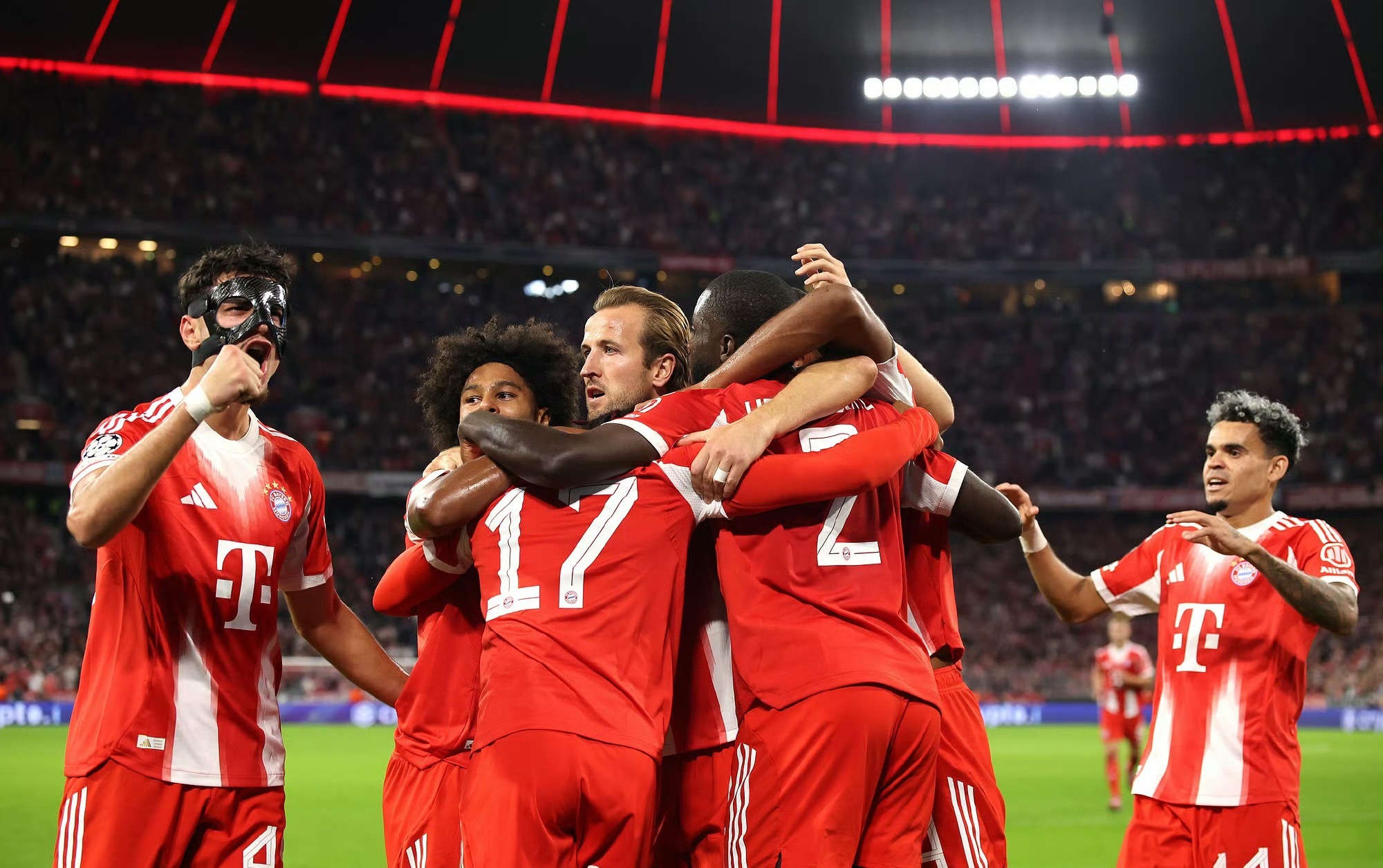 周末全明星赛前瞻:凯恩伤情更新,拜仁慕尼黑冲击不败纪录(拜仁门将卡恩)